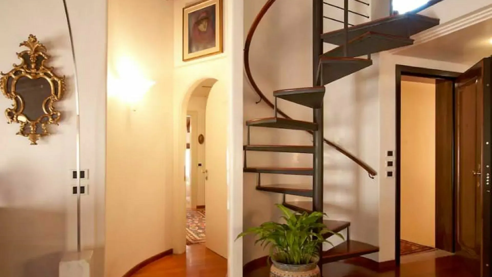 Apartment Deluxe Isola Di Mezzo 0*, Treviso Italy
